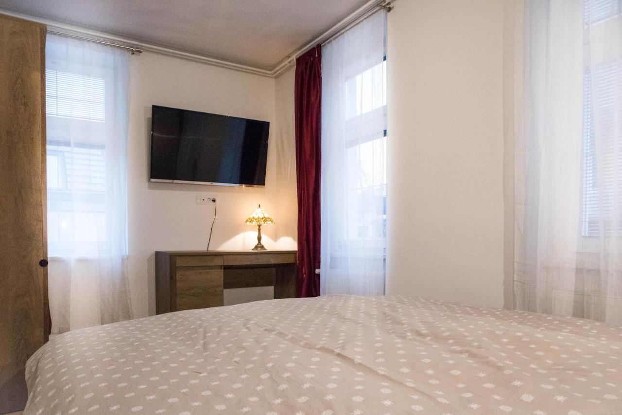 Jantar Apartmaji Apartment *
