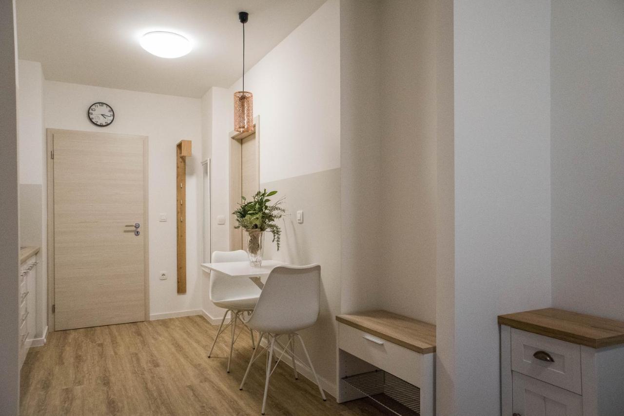 Jantar Apartmaji *